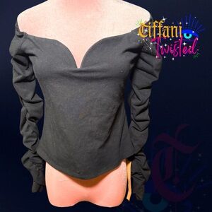 NWT Reformation Long Sleeve Off the Shoulder Ruched Sleeve Top